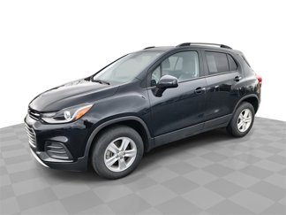Certified 2022 Chevrolet Trax LT w/ Driver Confidence Package image 1