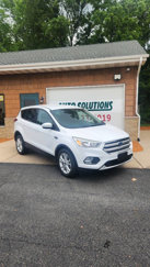 Used 2019 Ford Escape SE image 1