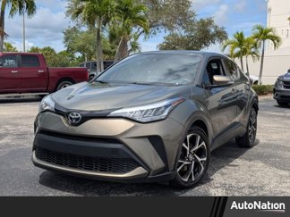 Used 2021 Toyota C-HR XLE image 1