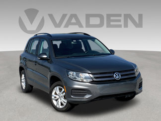 Used 2016 Volkswagen Tiguan S image 1