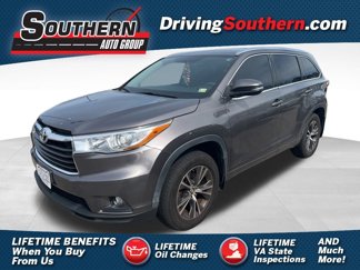 Used 2016 Toyota Highlander XLE image 1