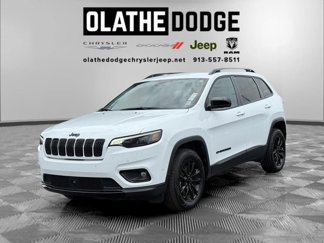 Certified 2023 Jeep Cherokee Altitude Lux image 1