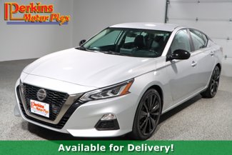 Used 2021 Nissan Altima 2.5 SR image 1