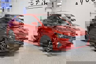 Used 2020 Hyundai Elantra Limited image 1