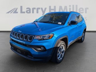 New 2025 Jeep Compass Latitude image 1