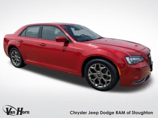 Used 2017 Chrysler 300 S image 1