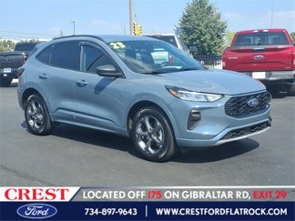 Used 2023 Ford Escape ST-Line w/ Tech Pack #1 image 1