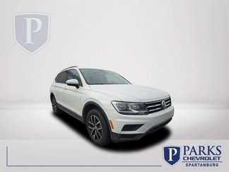 Used 2021 Volkswagen Tiguan SE w/ 3-Row Tiguan MDO Package image 1