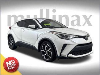 Used 2021 Toyota C-HR XLE image 1