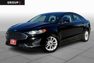 Used 2020 Ford Fusion SE image 1