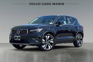 Certified 2025 Volvo XC40 B5 Plus image 1