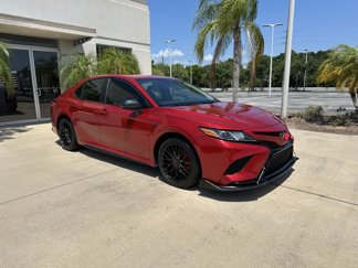 Used 2020 Toyota Camry SE image 1