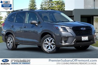 Used 2022 Subaru Forester Premium image 1