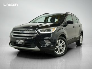 Used 2017 Ford Escape SE w/ Equipment Group 201A image 1