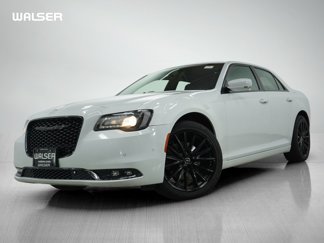Used 2018 Chrysler 300 S w/ 300S Premium Group image 1