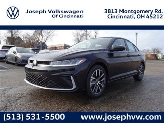 New 2025 Volkswagen Jetta SE image 1