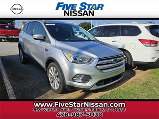 Used 2017 Ford Escape Titanium image 1