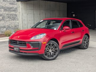 Certified 2024 Porsche Macan image 1