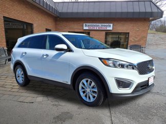Used 2016 Kia Sorento LX image 1
