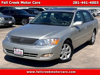Used 2000 Toyota Avalon XLS image 1