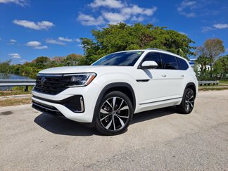 Used 2024 Volkswagen Atlas SEL Premium R-Line image 1