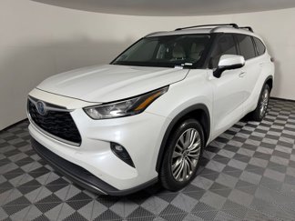 Used 2022 Toyota Highlander Platinum image 1
