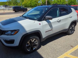 Used 2017 Jeep Compass Trailhawk w/ Leather Interior Group image 1