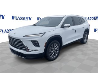 New 2025 Buick Enclave Preferred w/ LPO, Floor Liner Package image 1