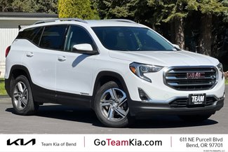 Used 2020 GMC Terrain SLT image 1