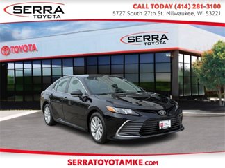Used 2023 Toyota Camry LE image 1