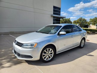Used 2014 Volkswagen Jetta SE image 1