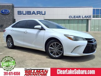 Used 2015 Toyota Camry SE w/ Moonroof Package image 1