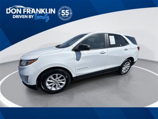 Used 2021 Chevrolet Equinox LS w/ LS Convenience Package image 1