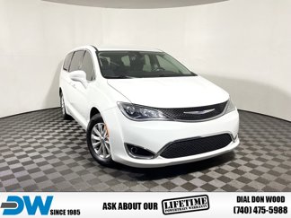 Used 2019 Chrysler Pacifica Touring Plus image 1