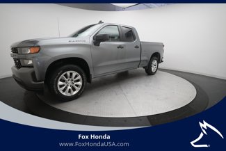 Used 2021 Chevrolet Silverado 1500 Custom image 1