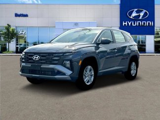 New 2025 Hyundai Tucson SE image 1