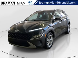 Certified 2023 Hyundai Kona SEL w/ Convenience Package image 1