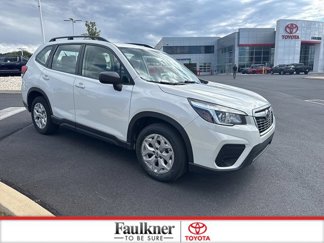 Used 2016 Subaru Forester 2.5i Touring w/ Eyesight & Navigation System image 1