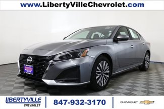 Used 2023 Nissan Altima 2.5 SV image 1