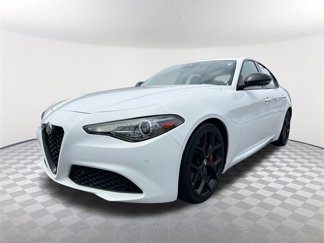 Used 2020 Alfa Romeo Giulia w/ Nero Edizione image 1