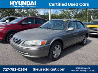 Used 2001 Toyota Camry LE image 1
