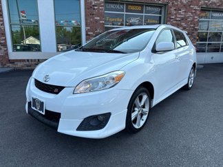 Used 2010 Toyota Matrix S image 1
