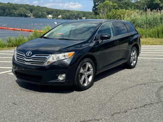 Used 2010 Toyota Venza image 1