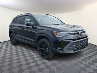 New 2025 Volkswagen Taos SE image 1