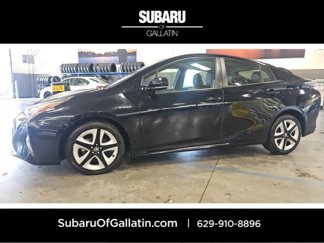 Used 2016 Toyota Prius Four image 1
