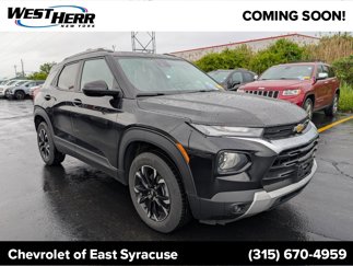 Used 2022 Chevrolet TrailBlazer LT w/ Convenience Package image 1