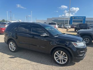 Used 2016 Ford Explorer XLT w/ Equipment Group 202A image 1