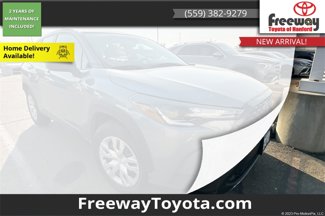 Certified 2022 Toyota Corolla Cross L image 1