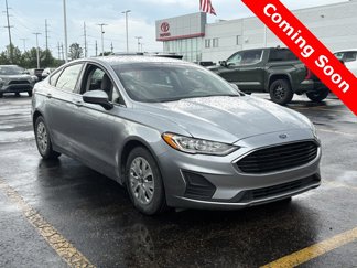 Used 2020 Ford Fusion S image 1