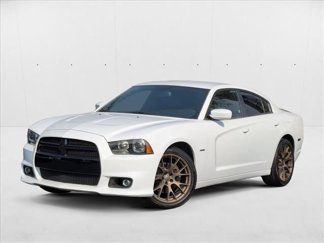Used 2014 Dodge Charger R/T image 1